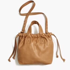 Madewell The Piazza Crossbody Bag in
Buttered Scone